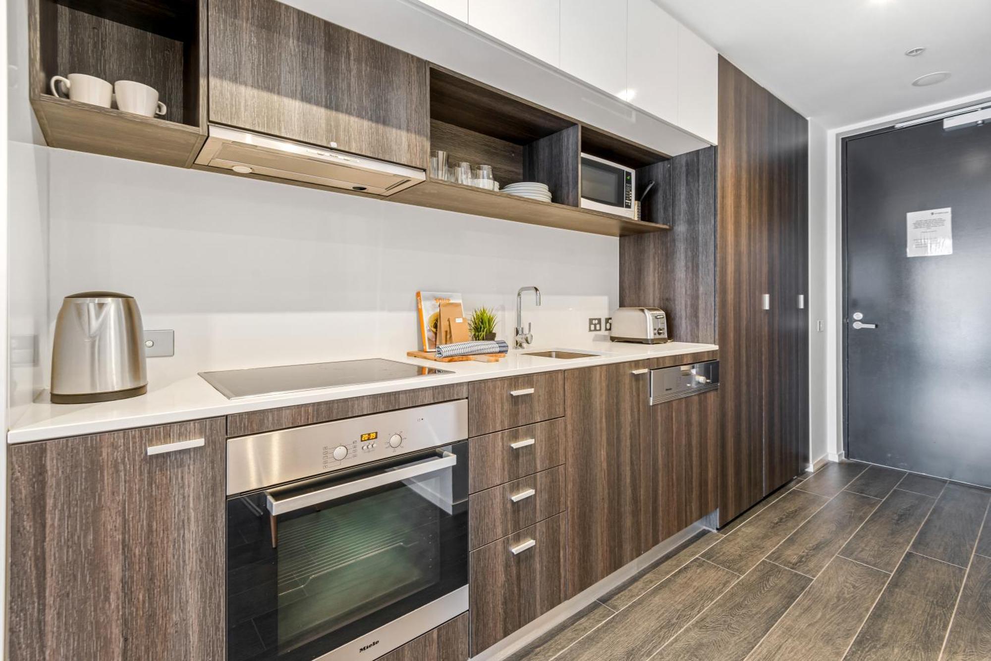 Complete Host Halo Apartments Melbourne Værelse billede